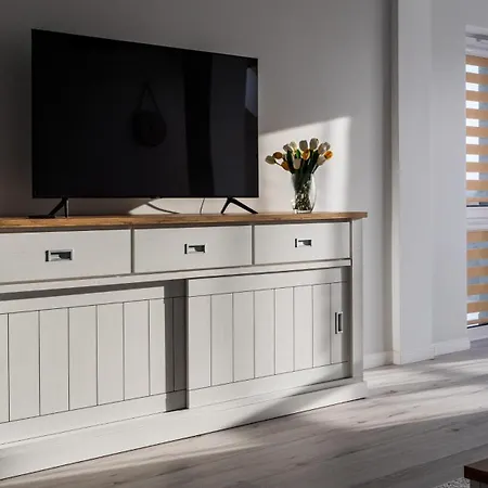 Roza Wiatrow Gizycko, Sun & Snow *